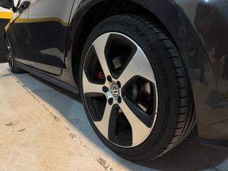 VOLKSWAGEN Golf GTI Performance 2.0 TSI 230cv
