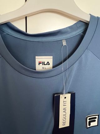 Conjunto deportivo Fila blanco y azul