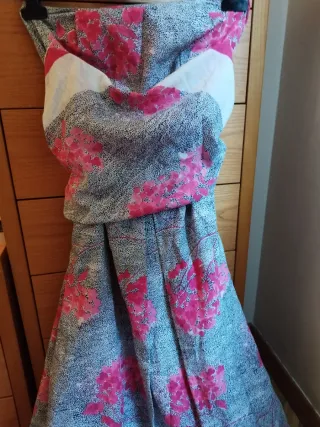 Vestido de ceremonia gris y rosa