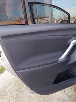 Toyota Verso 2010 7 plaza