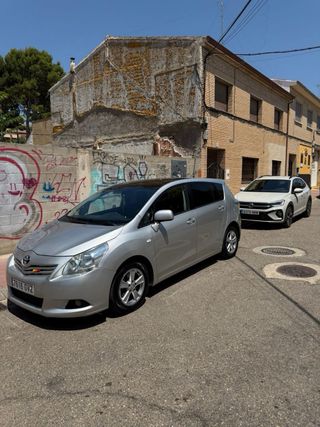 Toyota Verso 2010 7 plaza