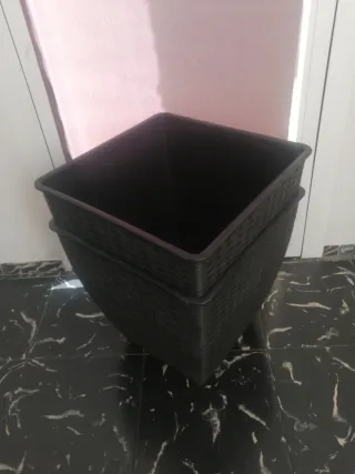 2 Macetas jardinera plástica negra