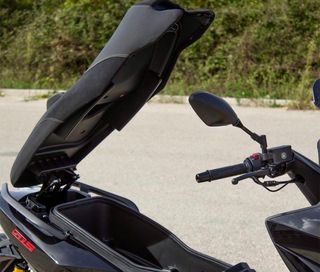 SCOOTER WOTTAN GT2 300CC - 2025 NUOVO 5 ANNI GARAN