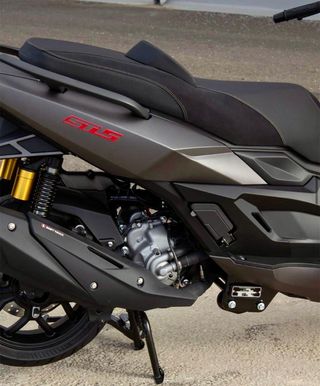 SCOOTER WOTTAN GT2 300CC - 2025 NUOVO 5 ANNI GARAN