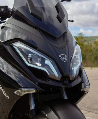 SCOOTER WOTTAN GT2 300CC - 2025 NUOVO 5 ANNI GARAN