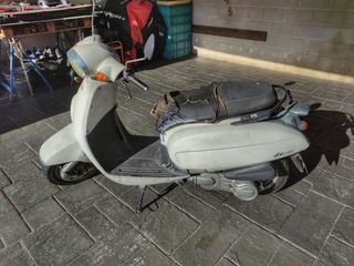 Daelim Besbi 125 Scooter Automática