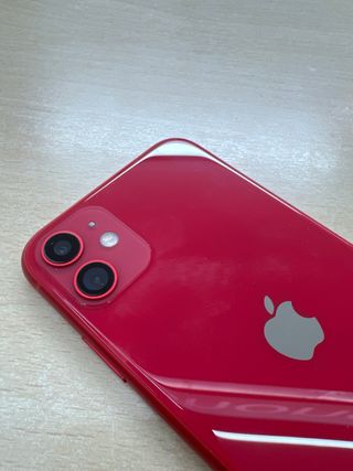 iPhone 11 128GB Rojo