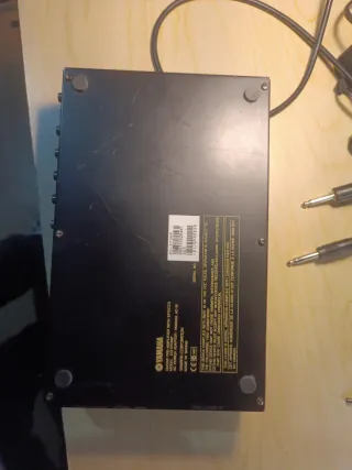 Yamaha DG Stomp. Previo multiefectos