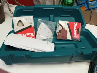 Lijadora Orbital Makita con Maletín