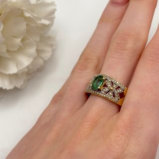 Anillo Oro 18kt con Esmeralda y Diamantes