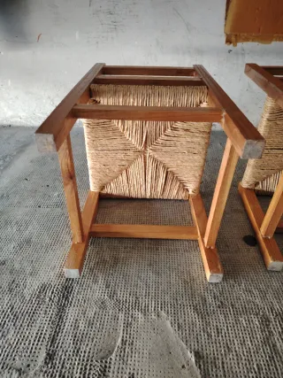 Juego de 2 Sillas Pequeñas de Madera