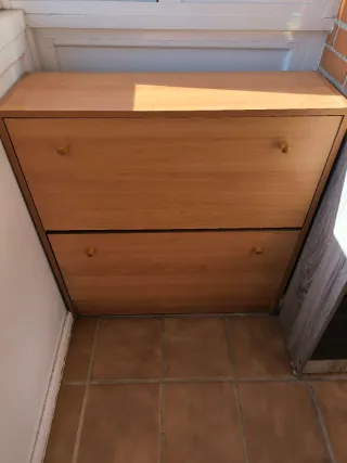 Zapatero exterior madera clara