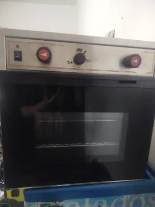 Horno de pan para negocio o para casa casi sin usa