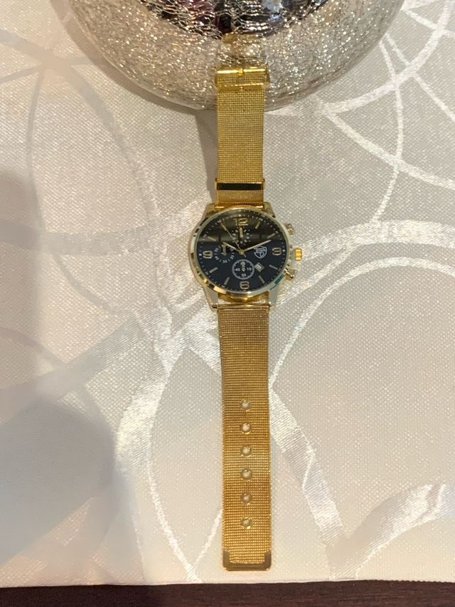 Reloj Eyros Dorado y Negro