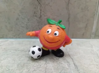 Naranjito pack: Figura de 1981 + Postal