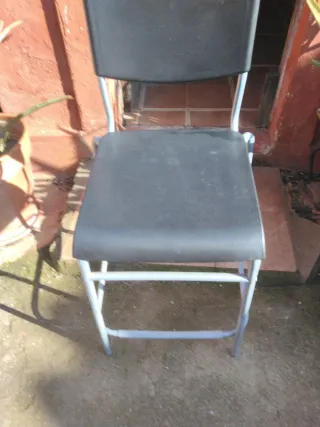 Sillas tipo taburete apilables