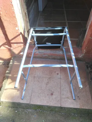 Sillas tipo taburete apilables