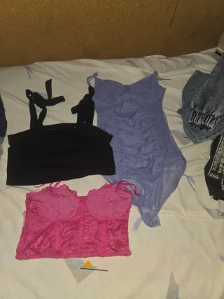 Lote de ropa para chica