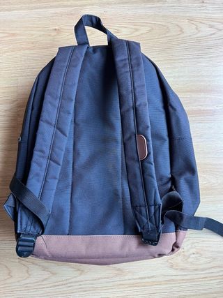 Mochila Herschel Negra y Marrón