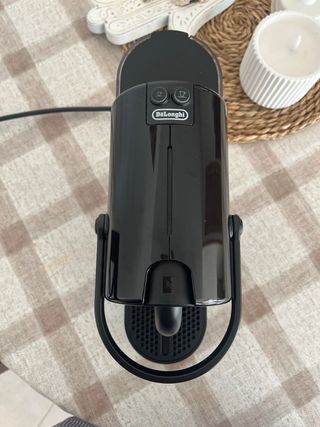 Cafetera Nespresso Negra