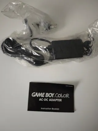 Nintendo Game Boy Color Verde + Adaptador