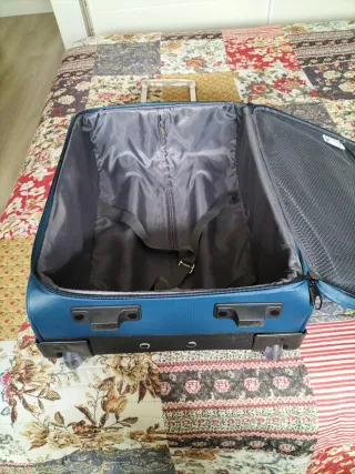 Maleta pequeña azul marino FARAWAY