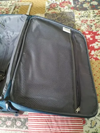 Maleta pequeña azul marino FARAWAY