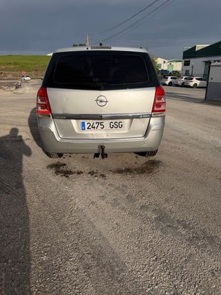 Opel Zafira 2010