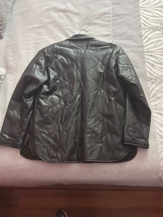 Americana efecto cuero negra