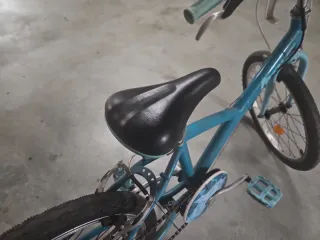 Bicicleta infantil azul Btwin