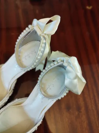 Zapatos de fiesta blancos marfil