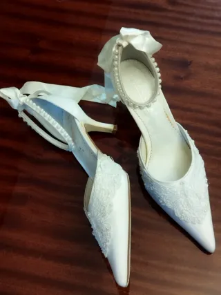 Zapatos de fiesta blancos marfil