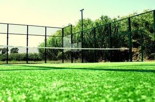 MANTENIMIENTO INTEGRAL DE PISTAS DE PÁDEL