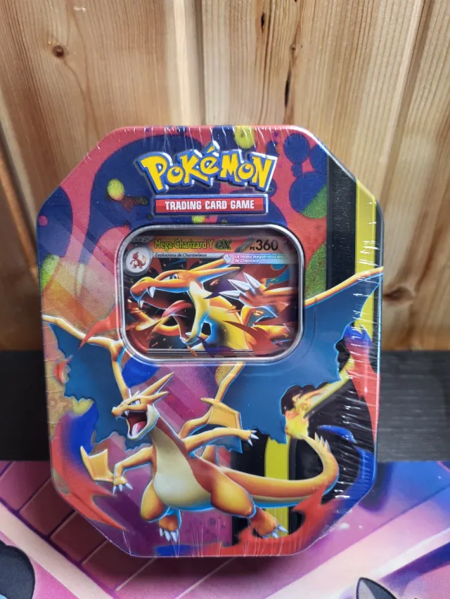 Lata Pokémon Mega Charizard Y EX