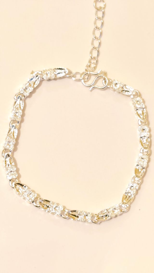 Pulsera de plata con eslabones