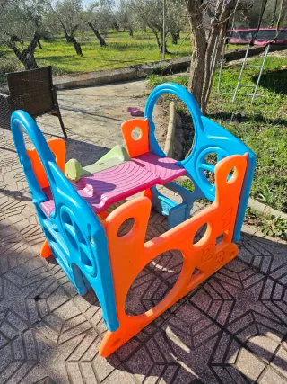 Tobogán y trepador Feber