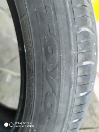Neumáticos TOYO 215/50 R18 92V