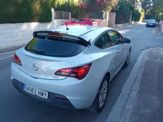 Opel Astra 2014