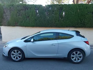 Opel Astra 2014