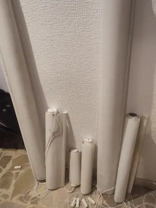 Estores enrollables blancos (varios tamaños)