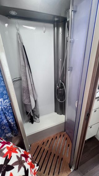 Bürstner Aviano i700 Integral 2017