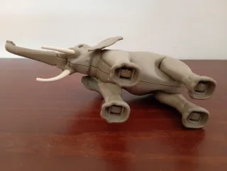 Elefante Playmobil con montura