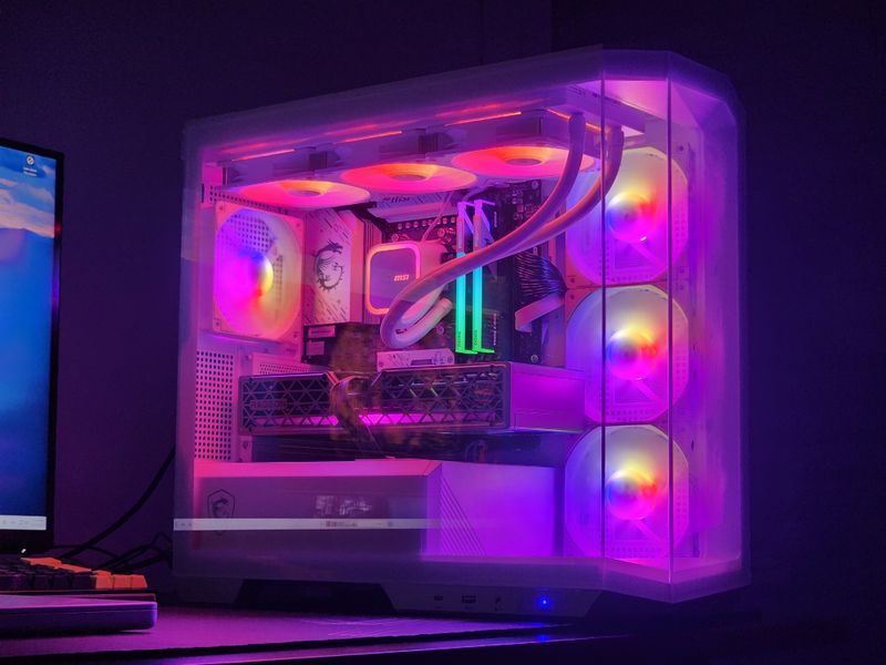 PC GAMING AM5 | 9060 XT | 32GB | 2TB | GARANTÍA afbeelding 2