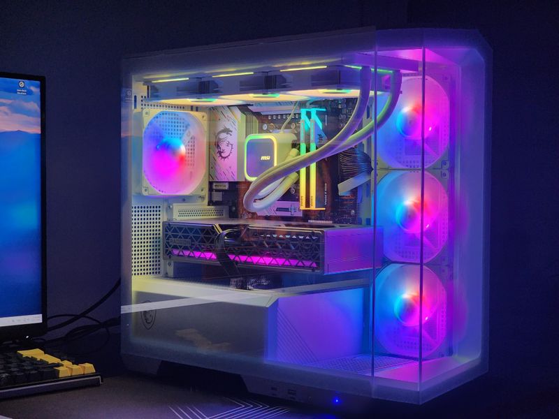 PC GAMING AM5 | 9060 XT | 32GB | 2TB | GARANTÍA afbeelding 3