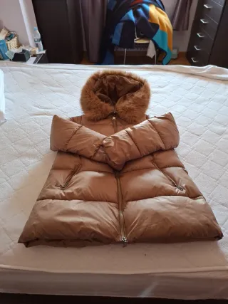 Plumas marrón con pelo desmontable