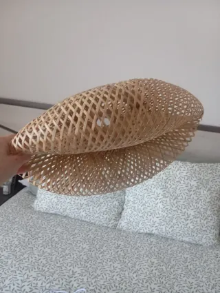 Lámpara de techo de mimbre