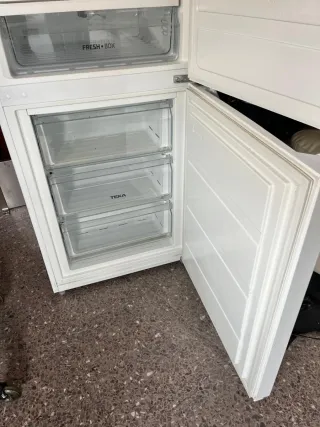 Frigorífico Combi No Frost - Clase B (Bajo Consum)