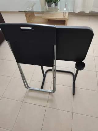 Escritorio y Silla Negra Plegable
