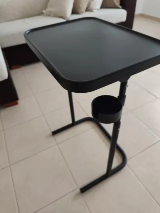 Escritorio y Silla Negra Plegable