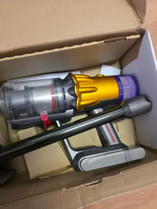 Dyson V12 Detect Slim Absolute